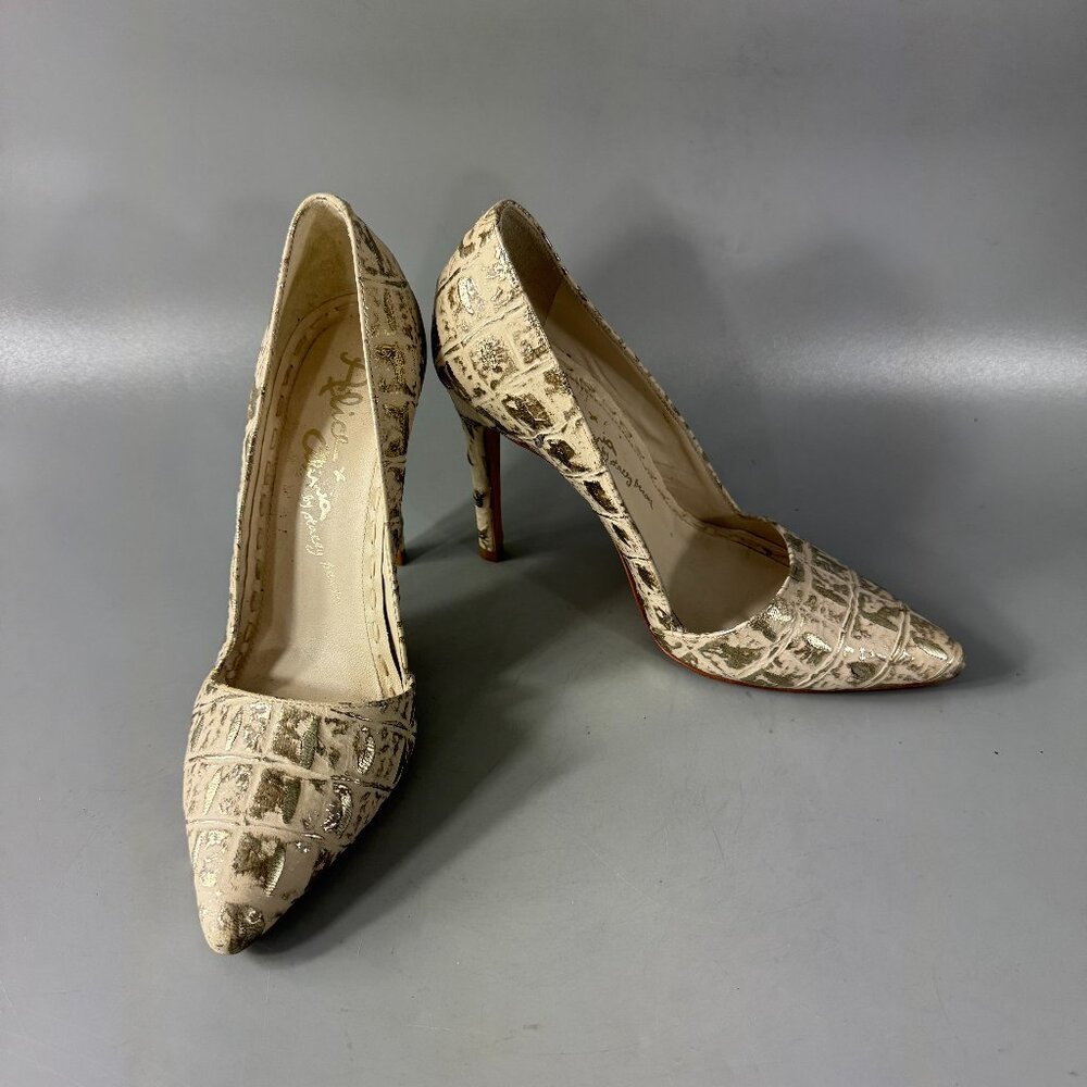 ALICE + OLIVIA by STACEY BENDET Gold Laser Cut Heel Pumps, Size 36